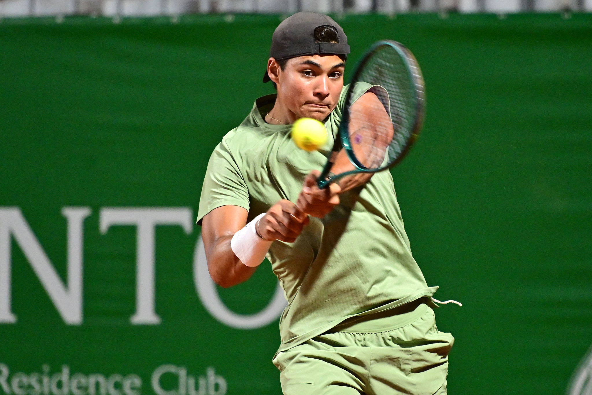 Guto Miguel vence Michael Antonius, faz história e é campeão do Roland Garros Juvenil