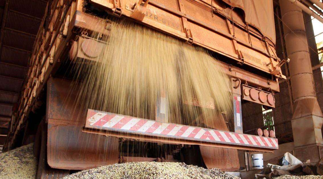 Fretes rodoviários permanecem elevados com safra recorde de soja