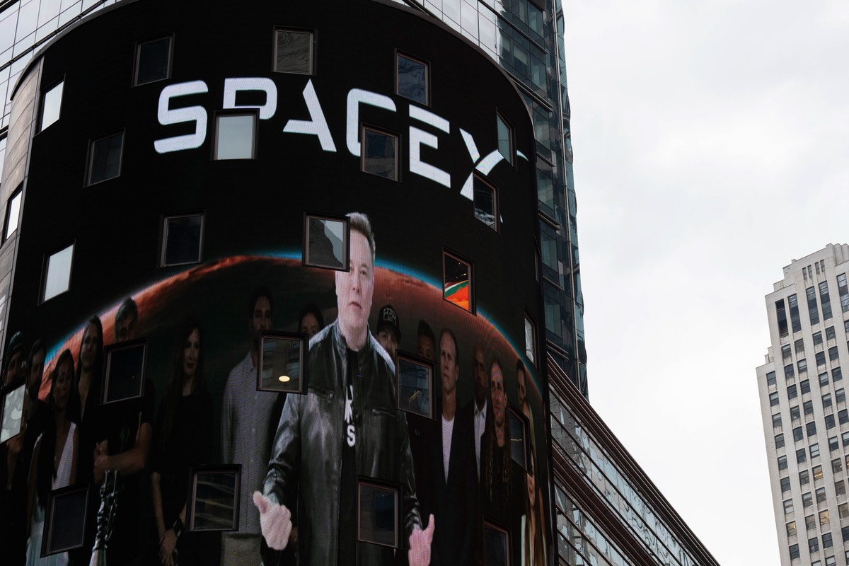 Family office dos Moreira Salles revela fatia milionária na SpaceX | Finanças