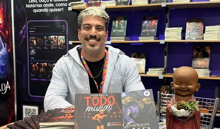 Do palco às páginas: Ricardo Villardo lança “Você Não É Todo Mundo” na Bienal Internacional do Livro de São Paulo