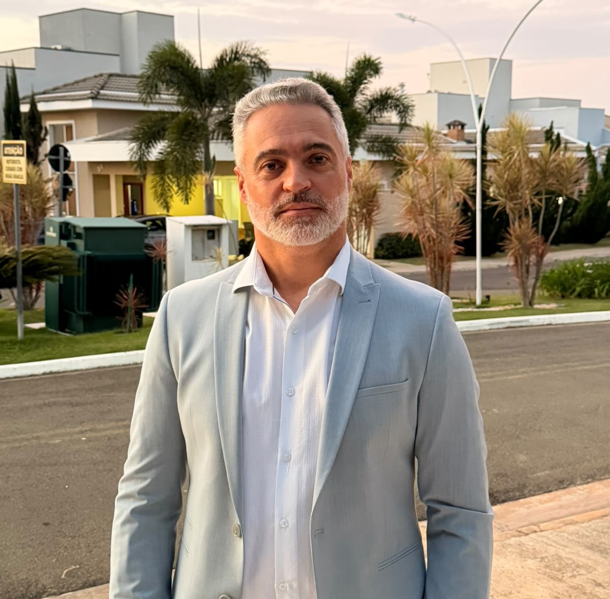 Dr. Ailton Rocha: reconhecimento nacional em benefícios acidentários e direitos das pessoas com deficiência para uma vida mais independente e digna